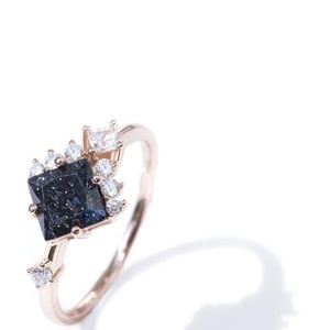 Gemandi ring with Black Cubic Zirconia Crystal